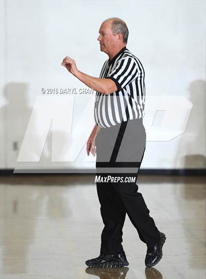 Thumbnail 1 in Glendale vs Valencia (La Canada Tournament) photogallery.