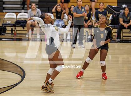 Thumbnail 1 in JV: Desert Oasis @ Clark photogallery.