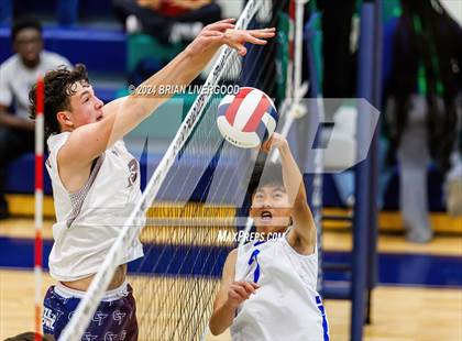 Thumbnail 2 in Cherokee Trail vs Thornton (CHSAA 5A Round 1) photogallery.