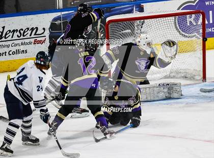 Thumbnail 2 in Valor Christian vs Fort Collins (CHSAA 5A Final) photogallery.