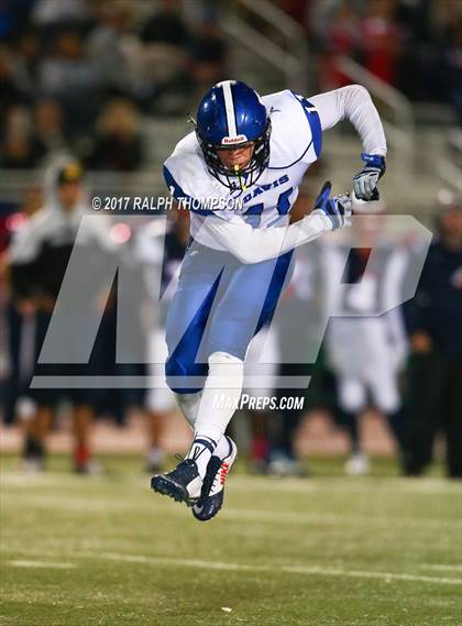 Thumbnail 2 in Pleasant Grove vs. Davis photogallery.