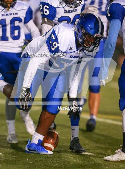 Thumbnail 3 in Pleasant Grove vs. Davis photogallery.