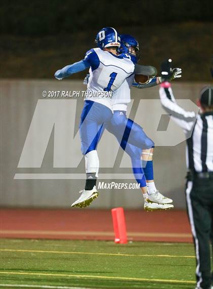 Thumbnail 3 in Pleasant Grove vs. Davis photogallery.