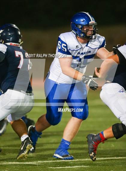 Thumbnail 3 in Pleasant Grove vs. Davis photogallery.