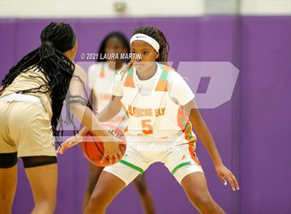 Thumbnail 1 in Western @ Blanche Ely photogallery.