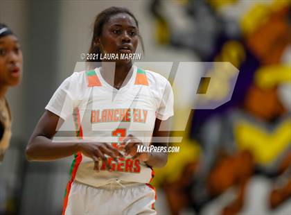 Thumbnail 2 in Western @ Blanche Ely photogallery.