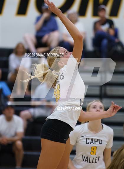 Thumbnail 2 in Capistrano Valley @ Foothill photogallery.