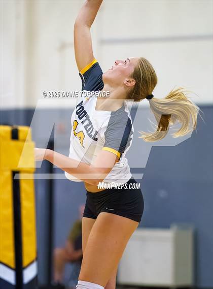 Thumbnail 2 in Capistrano Valley @ Foothill photogallery.