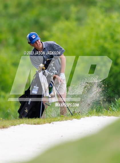 Thumbnail 2 in NCHSAA 4A Finals (Round 1) photogallery.