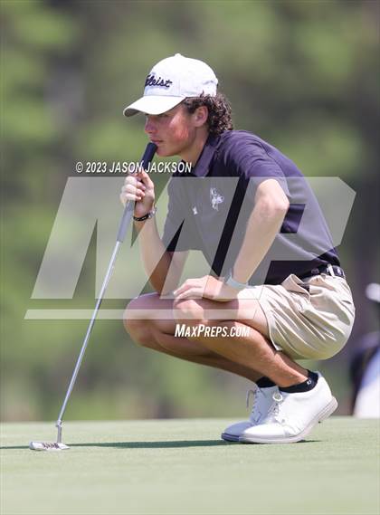 Thumbnail 3 in NCHSAA 4A Finals (Round 1) photogallery.