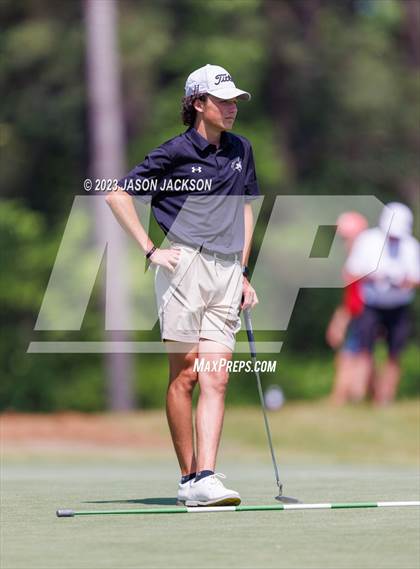 Thumbnail 3 in NCHSAA 4A Finals (Round 1) photogallery.