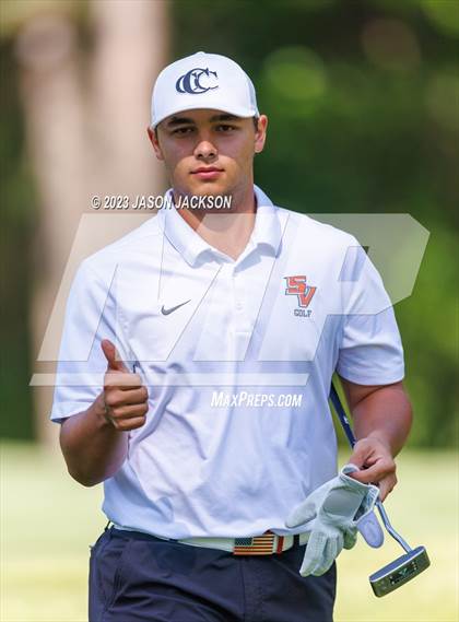 Thumbnail 3 in NCHSAA 4A Finals (Round 1) photogallery.