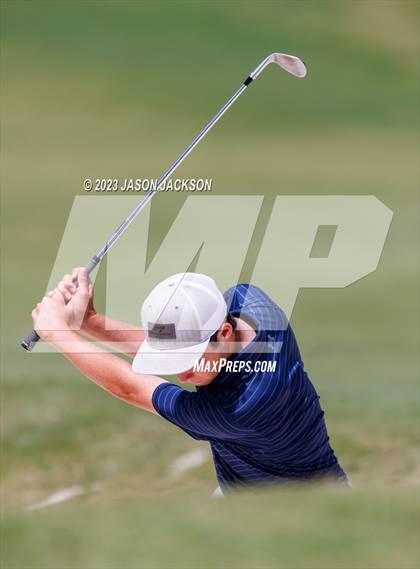 Thumbnail 3 in NCHSAA 4A Finals (Round 1) photogallery.