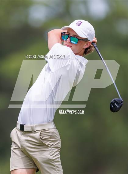 Thumbnail 1 in NCHSAA 4A Finals (Round 1) photogallery.