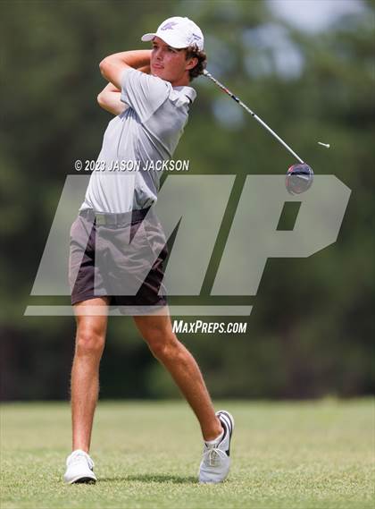 Thumbnail 3 in NCHSAA 4A Finals (Round 1) photogallery.