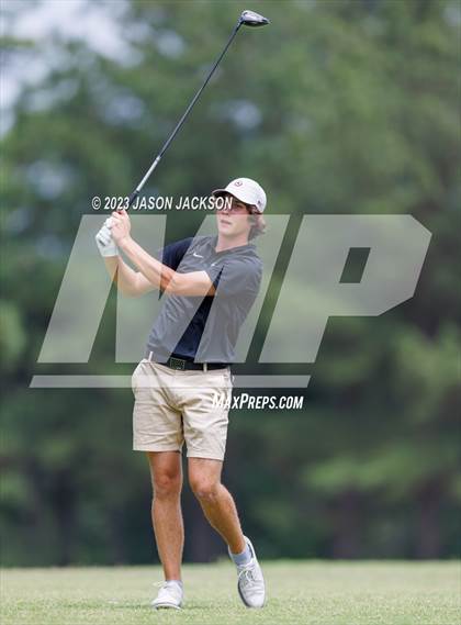 Thumbnail 3 in NCHSAA 4A Finals (Round 1) photogallery.