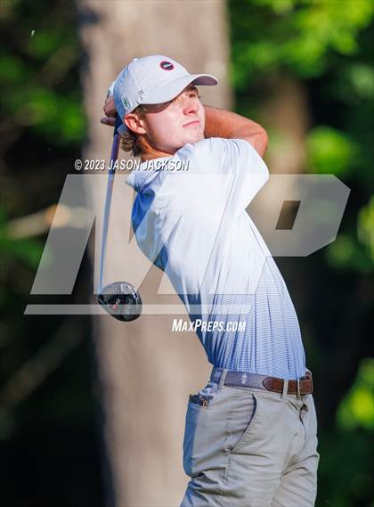Thumbnail 2 in NCHSAA 4A Finals (Round 1) photogallery.