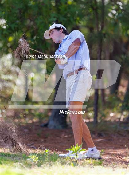 Thumbnail 1 in NCHSAA 4A Finals (Round 1) photogallery.