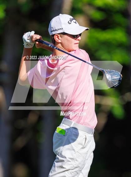 Thumbnail 3 in NCHSAA 4A Finals (Round 1) photogallery.
