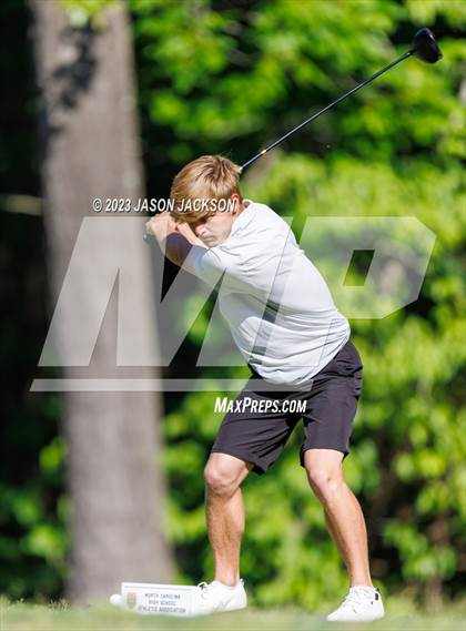 Thumbnail 3 in NCHSAA 4A Finals (Round 1) photogallery.
