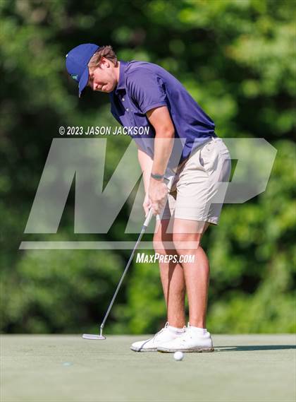 Thumbnail 1 in NCHSAA 4A Finals (Round 1) photogallery.