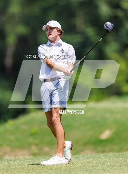 Thumbnail 2 in NCHSAA 4A Finals (Round 1) photogallery.
