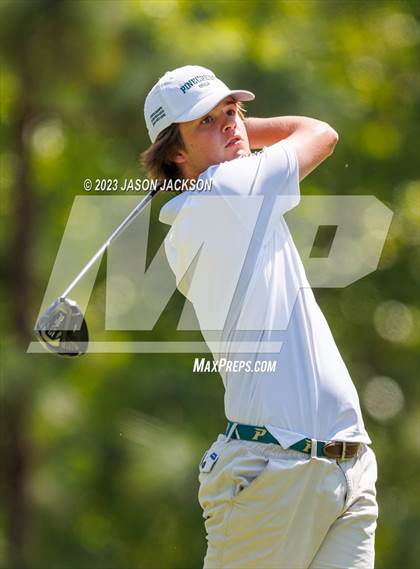 Thumbnail 1 in NCHSAA 4A Finals (Round 1) photogallery.
