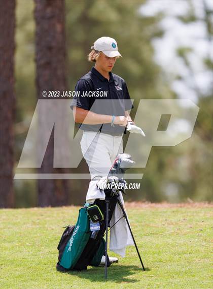 Thumbnail 2 in NCHSAA 4A Finals (Round 1) photogallery.