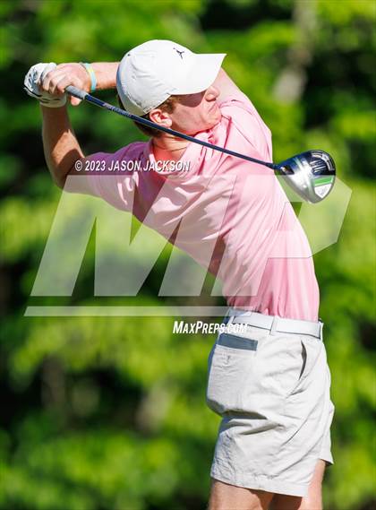 Thumbnail 2 in NCHSAA 4A Finals (Round 1) photogallery.