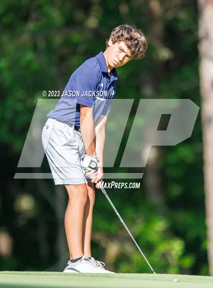 Thumbnail 2 in NCHSAA 4A Finals (Round 1) photogallery.
