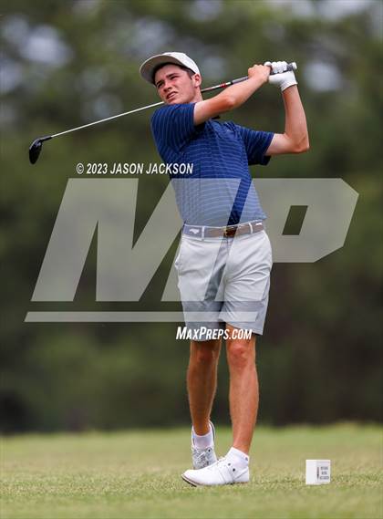 Thumbnail 2 in NCHSAA 4A Finals (Round 1) photogallery.