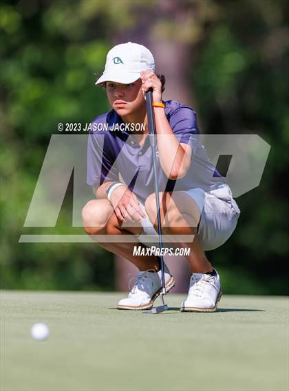 Thumbnail 3 in NCHSAA 4A Finals (Round 1) photogallery.