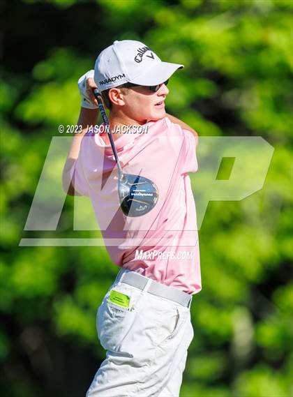 Thumbnail 2 in NCHSAA 4A Finals (Round 1) photogallery.