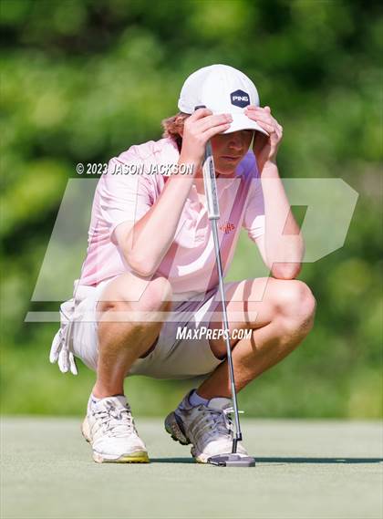 Thumbnail 3 in NCHSAA 4A Finals (Round 1) photogallery.