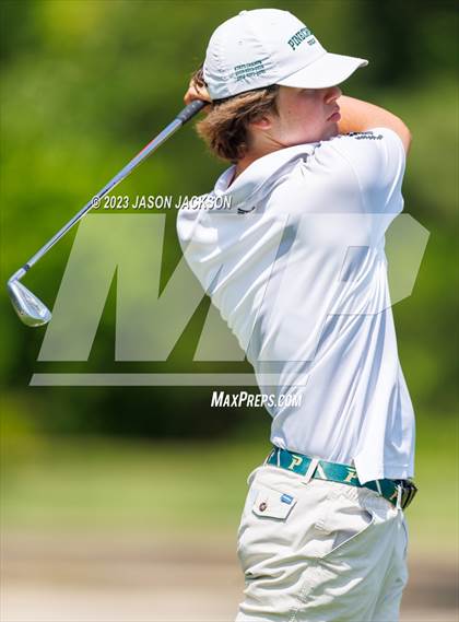 Thumbnail 2 in NCHSAA 4A Finals (Round 1) photogallery.