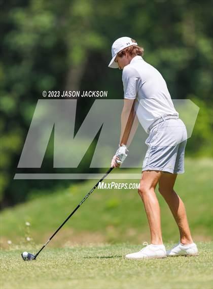 Thumbnail 1 in NCHSAA 4A Finals (Round 1) photogallery.