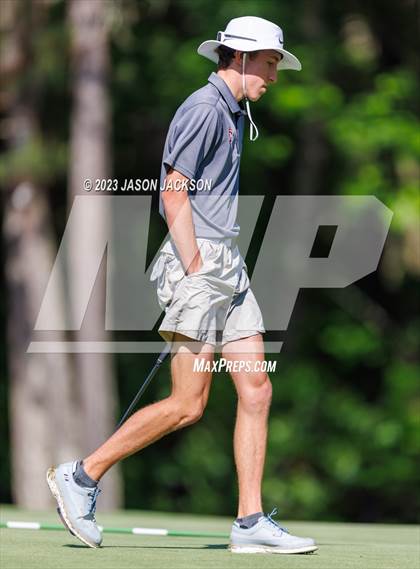 Thumbnail 1 in NCHSAA 4A Finals (Round 1) photogallery.