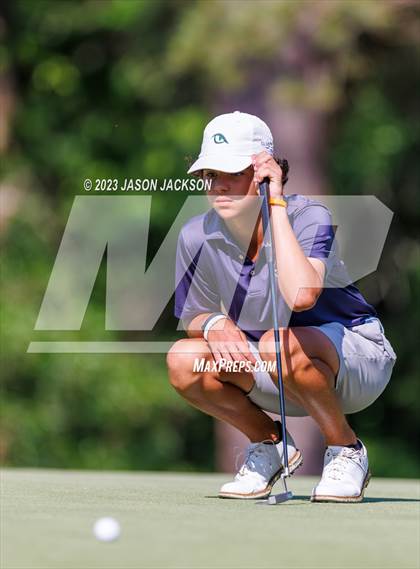 Thumbnail 1 in NCHSAA 4A Finals (Round 1) photogallery.