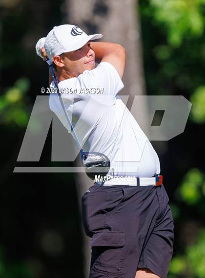 Thumbnail 3 in NCHSAA 4A Finals (Round 1) photogallery.