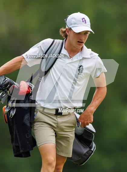 Thumbnail 2 in NCHSAA 4A Finals (Round 1) photogallery.