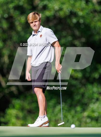 Thumbnail 1 in NCHSAA 4A Finals (Round 1) photogallery.