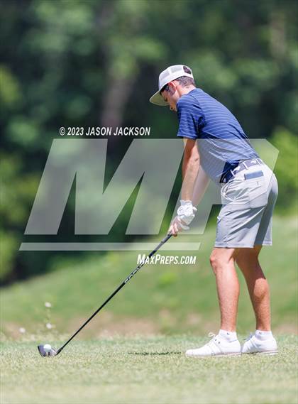 Thumbnail 2 in NCHSAA 4A Finals (Round 1) photogallery.