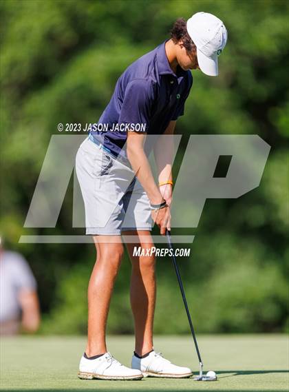 Thumbnail 1 in NCHSAA 4A Finals (Round 1) photogallery.