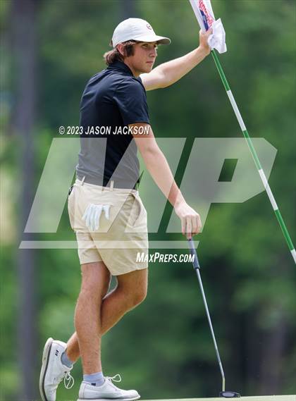 Thumbnail 2 in NCHSAA 4A Finals (Round 1) photogallery.