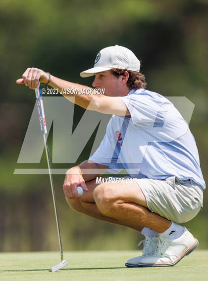 Thumbnail 1 in NCHSAA 4A Finals (Round 1) photogallery.