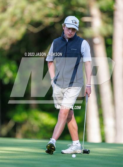 Thumbnail 1 in NCHSAA 4A Finals (Round 1) photogallery.