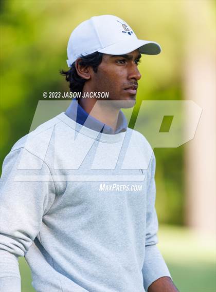 Thumbnail 1 in NCHSAA 4A Finals (Round 1) photogallery.