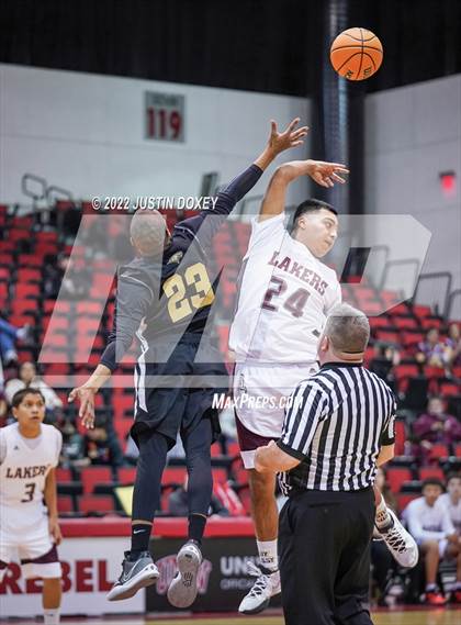 Thumbnail 3 in Pyramid Lake vs. Spring Mountain (NIAA Class 1A State Boys Quarterfinal) photogallery.