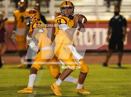 Thumbnail 2 in Pinnacle @ Mountain Pointe photogallery.