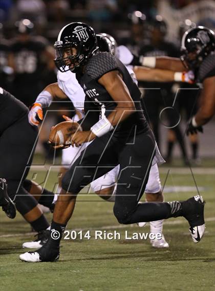 Thumbnail 3 in Bishop Gorman @ Servite photogallery.